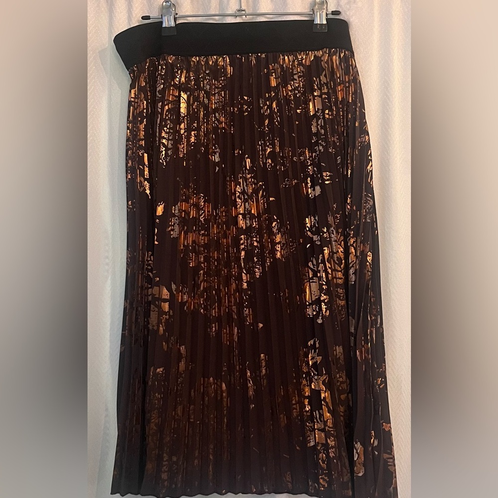 LuLaRoe Chocolate and Bronze Jill Skirt